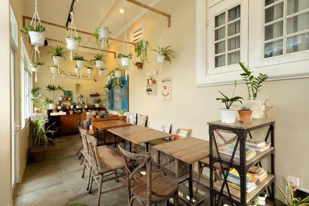 Cottonwood Bed & Breakfast House Bandung Buitenkant foto